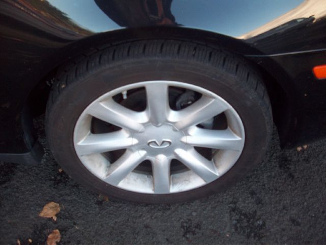 Infiniti M45 2003 photo 3