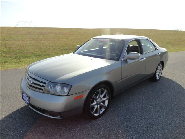 Infiniti M45 2003 photo 21