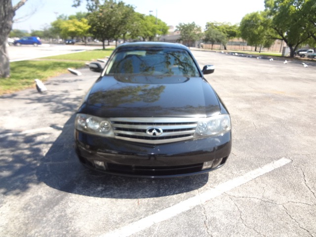 Infiniti M45 2003 photo 2