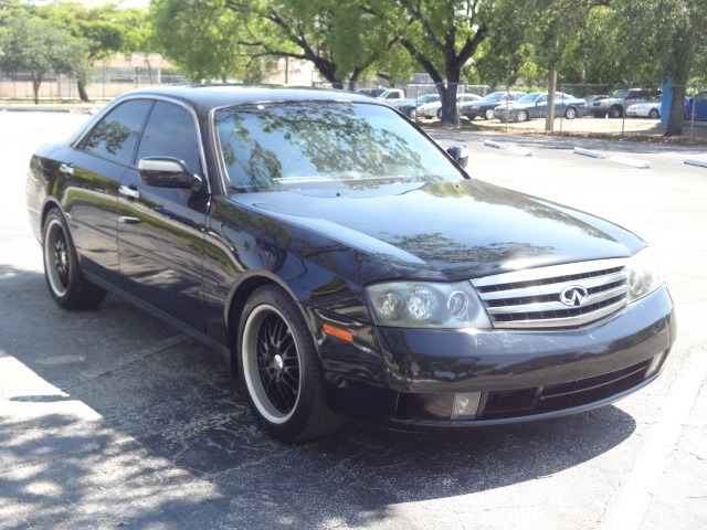 Infiniti M45 2003 photo 4