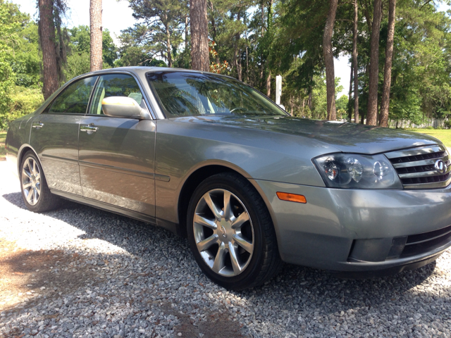 Infiniti M45 2003 photo 3