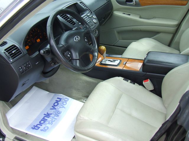 Infiniti M45 2003 photo 23