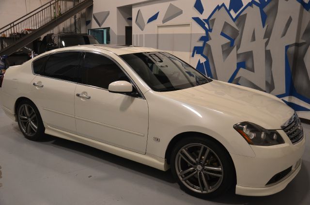 Infiniti M45 XLT Supercab Shortbed Sedan