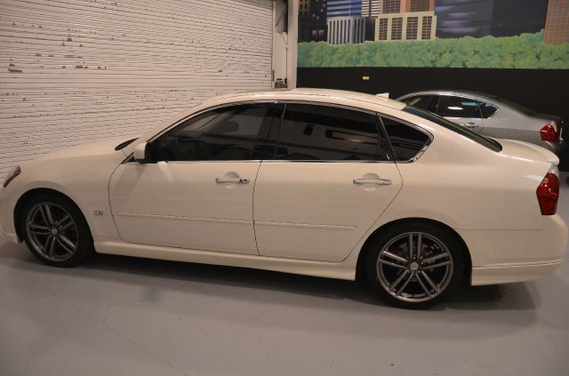 Infiniti M45 2006 photo 2
