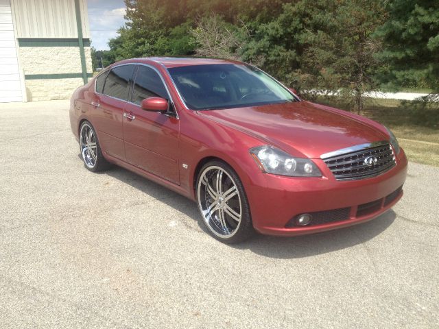 Infiniti M45 2006 photo 2
