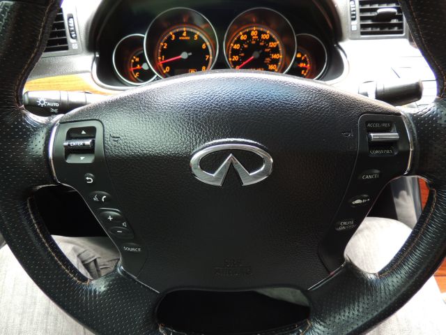Infiniti M45 2007 photo 11