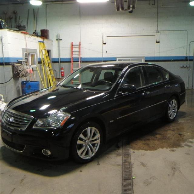 Infiniti M45 2008 photo 2