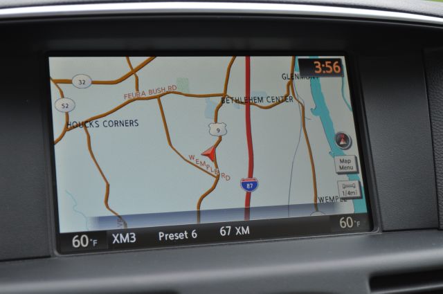 Infiniti M56x 2011 photo 31