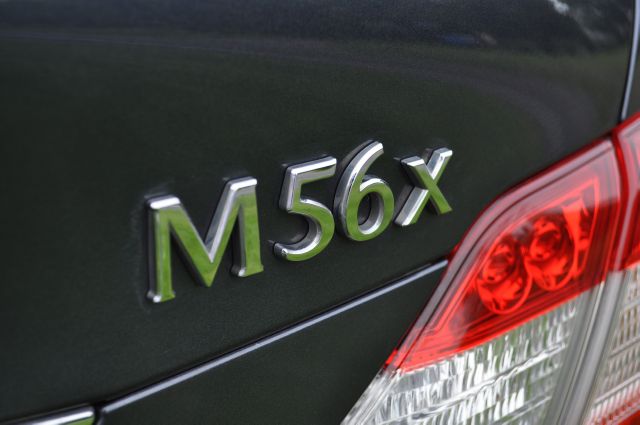 Infiniti M56x 2011 photo 47