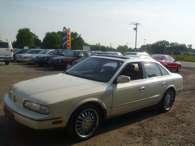 Infiniti Q45 1991 photo 2