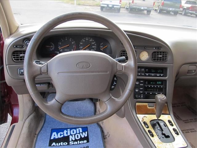 Infiniti Q45 1993 photo 1