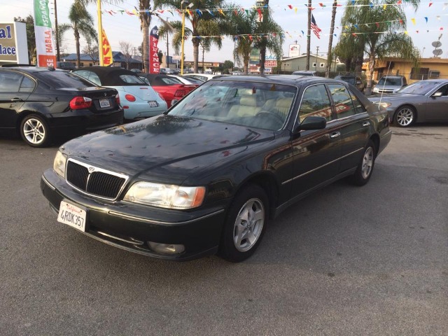 Infiniti Q45 1997 photo 3