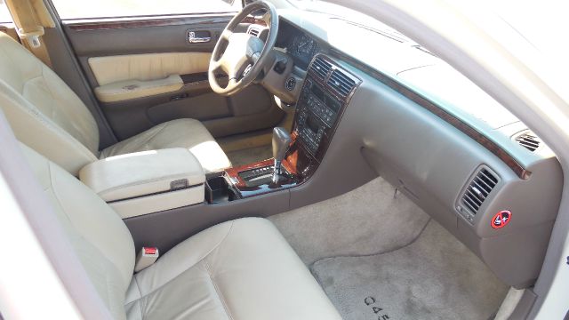 Infiniti Q45 1997 photo 6