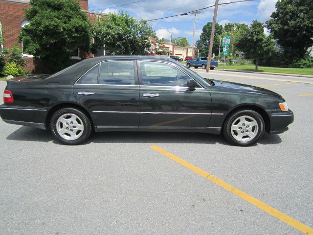 Infiniti Q45 1998 photo 4