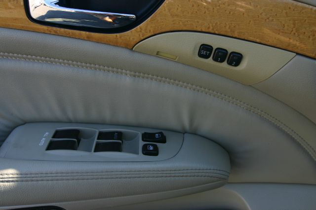 Infiniti Q45 2002 photo 2