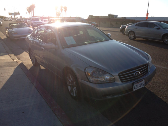 Infiniti Q45 2002 photo 1