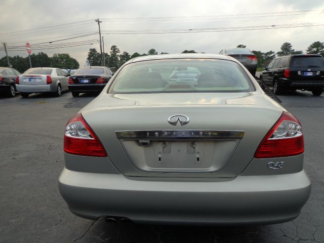 Infiniti Q45 2002 photo 4