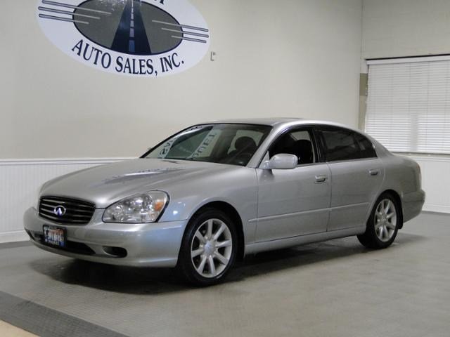 Infiniti Q45 2002 photo 2