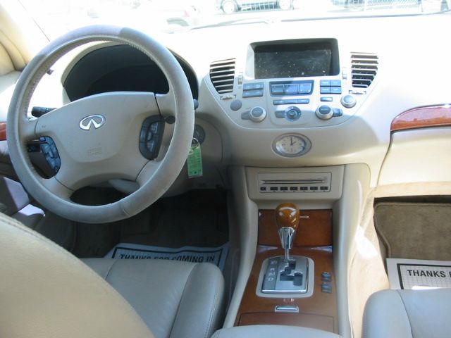 Infiniti Q45 2003 photo 5