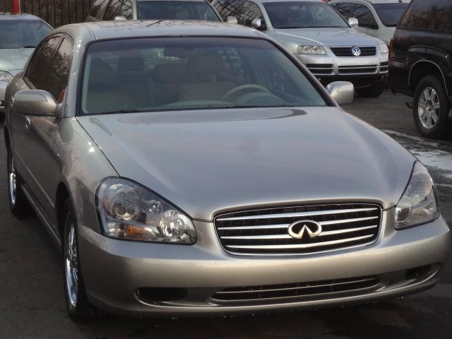 Infiniti Q45 2003 photo 4
