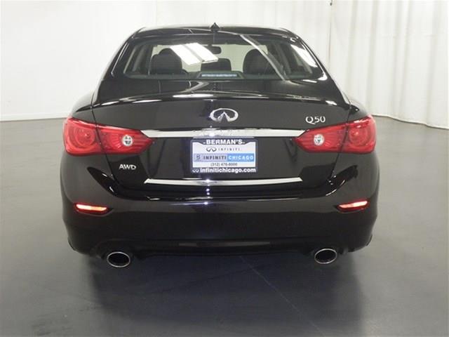 Infiniti Q50 2014 photo 1