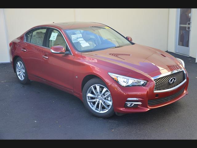 Infiniti Q50 2014 photo 3