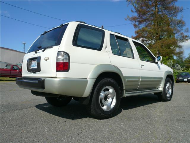 Infiniti QX4 1998 photo 5