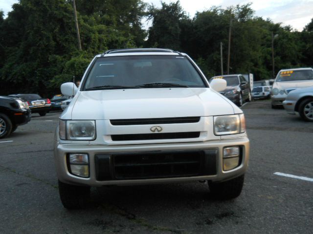 Infiniti QX4 5dr XLE Limited AWD SUV