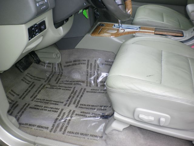 Infiniti QX4 Ram 3500 Diesel 2-WD SUV