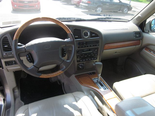 Infiniti QX4 2001 photo 30