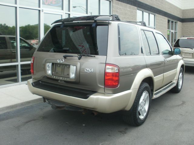 Infiniti QX4 Ram 3500 Diesel 2-WD SUV