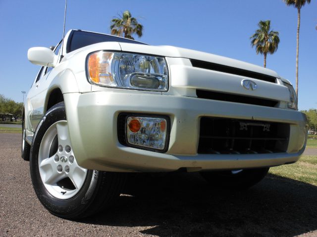 Infiniti QX4 Ram 3500 Diesel 2-WD SUV