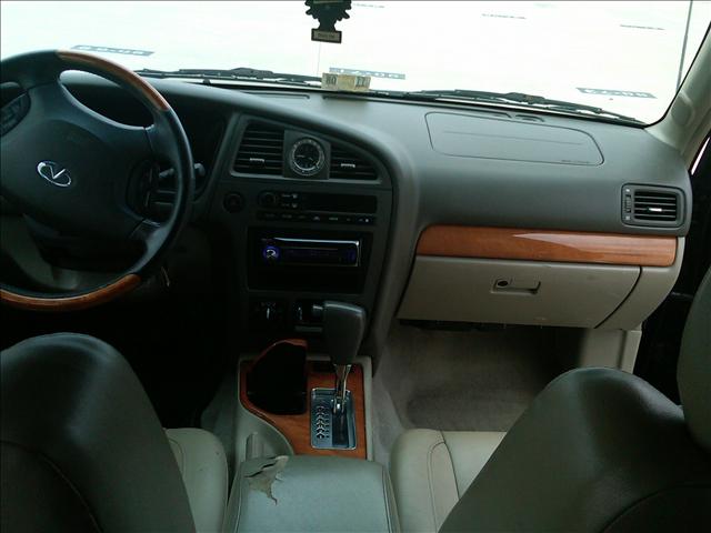 Infiniti QX4 2002 photo 5