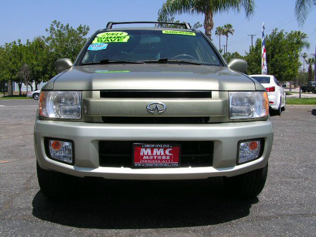 Infiniti QX4 2003 photo 6