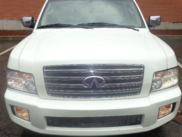 Infiniti QX56 2004 photo 4