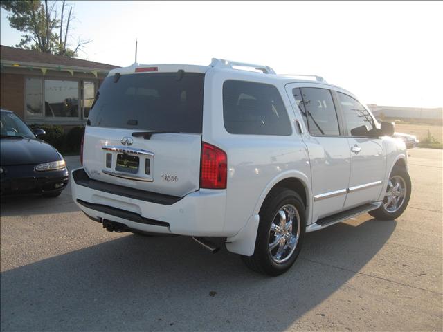 Infiniti QX56 2005 photo 5