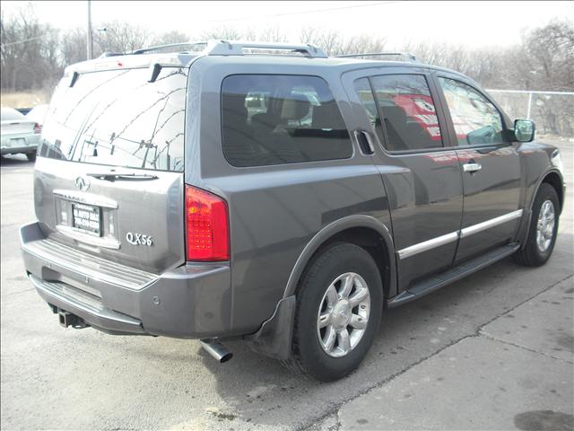 Infiniti QX56 2005 photo 3