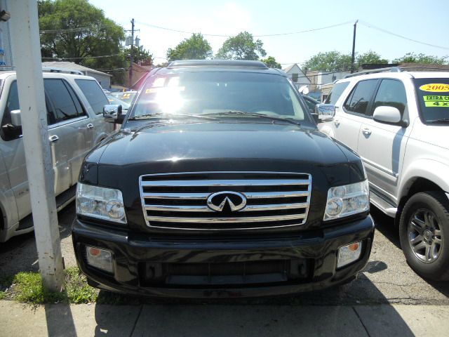 Infiniti QX56 EX - DUAL Power Doors SUV