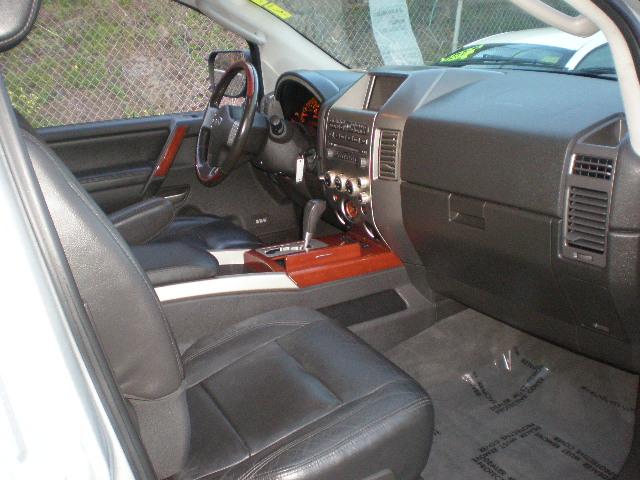 Infiniti QX56 2005 photo 4