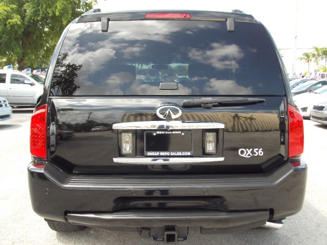 Infiniti QX56 2005 photo 4