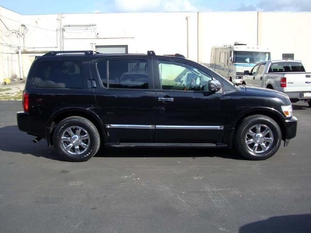 Infiniti QX56 2005 photo 3