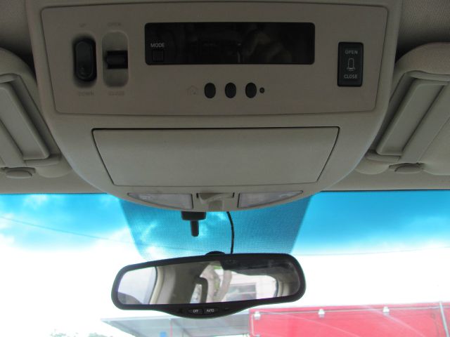 Infiniti QX56 2005 photo 1