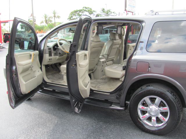 Infiniti QX56 2005 photo 5