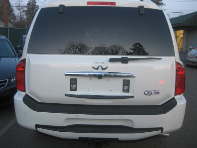 Infiniti QX56 2005 photo 4