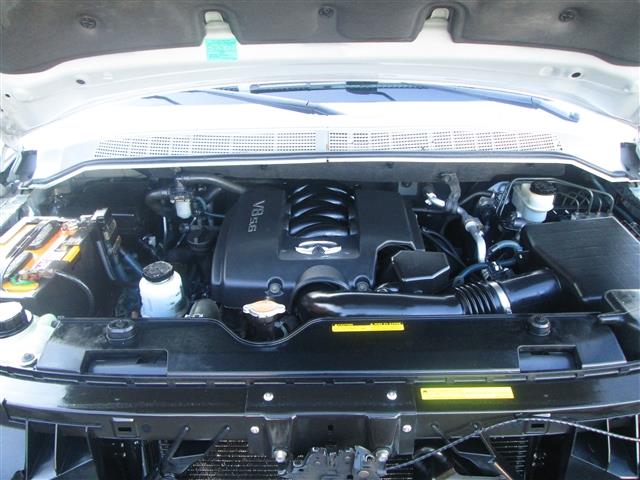 Infiniti QX56 2005 photo 22