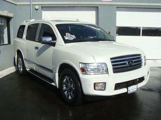 Infiniti QX56 2005 photo 1