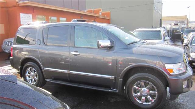 Infiniti QX56 2005 photo 1