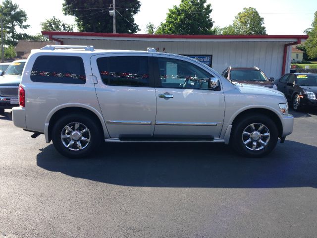 Infiniti QX56 EX - DUAL Power Doors SUV
