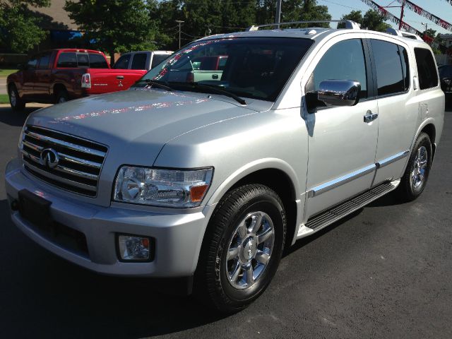 Infiniti QX56 2006 photo 1