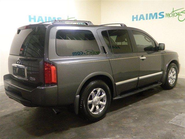 Infiniti QX56 1.8T Cabriolet 2D SUV